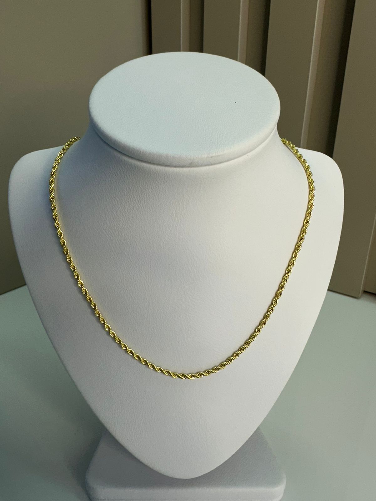 Cadena Lazo Delgada para DAMA en Oro Laminado