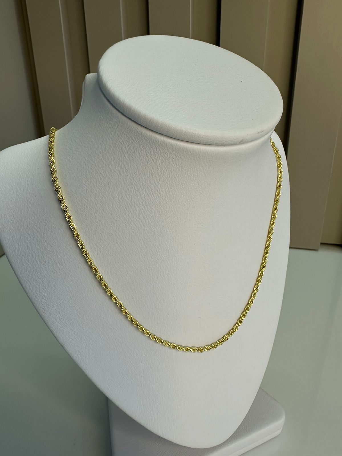 Cadena Lazo Delgada para DAMA en Oro Laminado