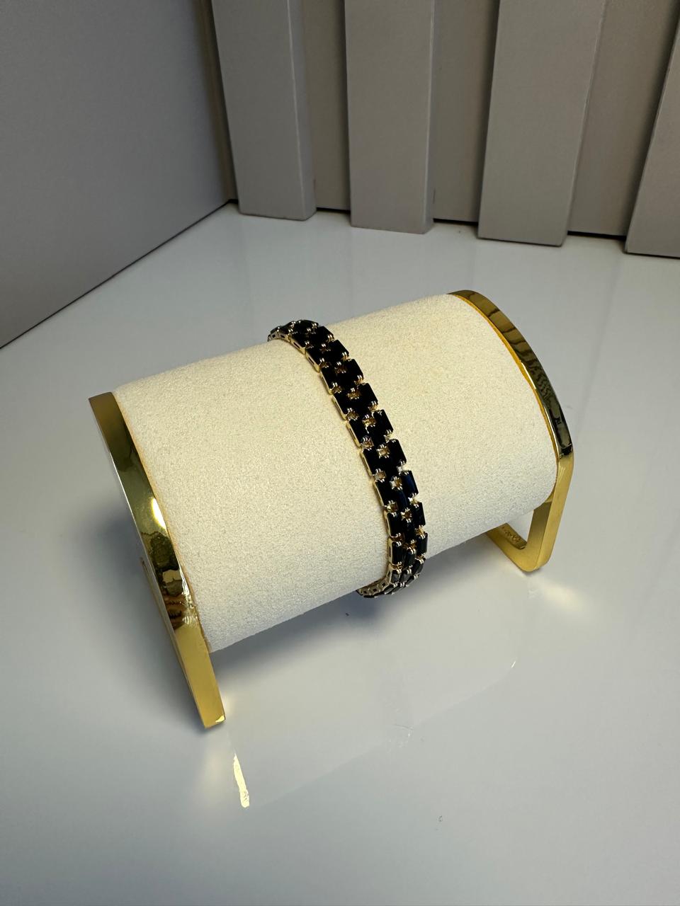 Pulsera Black en Oro 18k Laminado