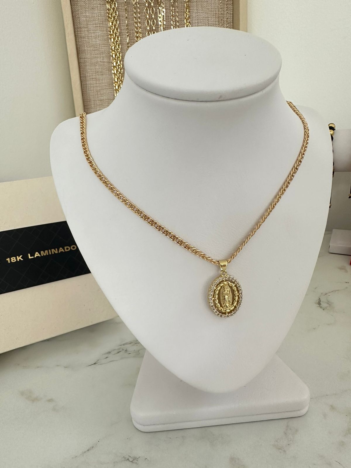 Cadena Cubana Doble en Oro Laminado 18k + Dije GRATIS