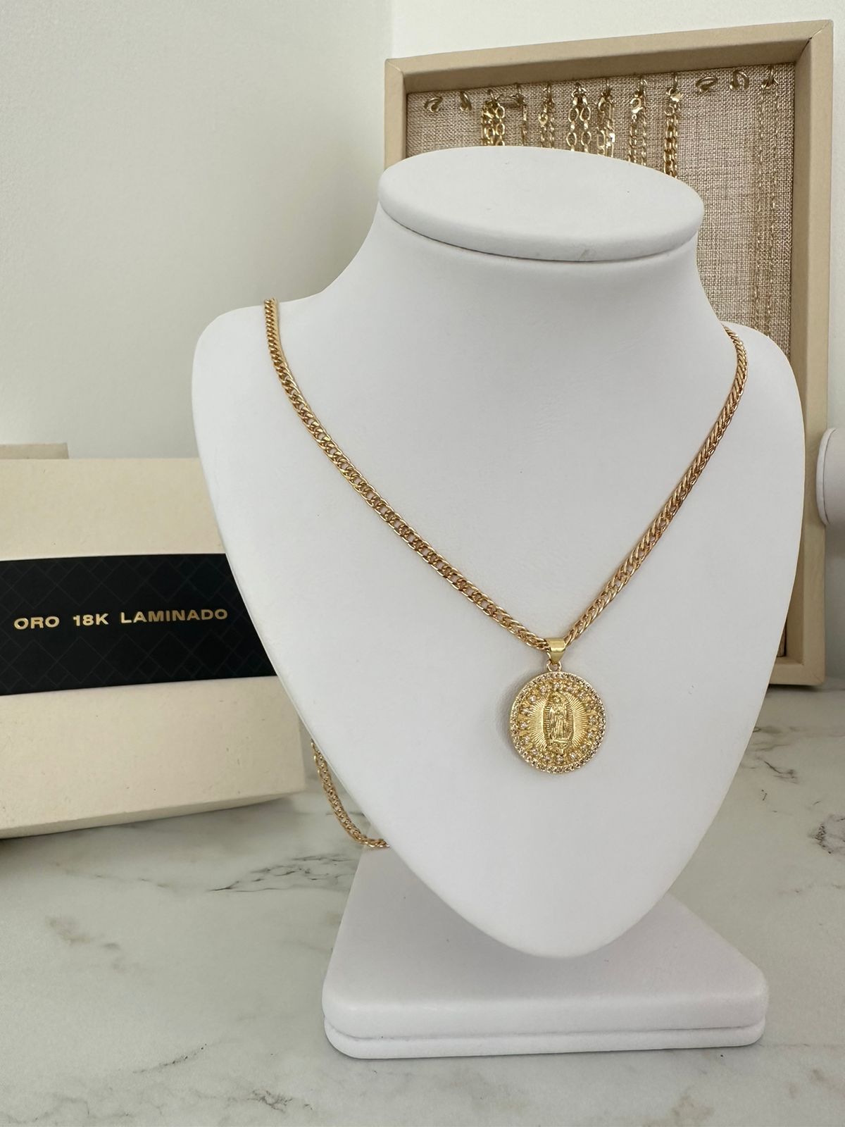 Cadena Cubana Doble en Oro Laminado 18k + Dije GRATIS