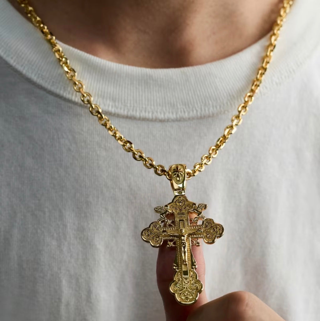 Cadena con Dije Crucifijo en Oro Laminado 18k
