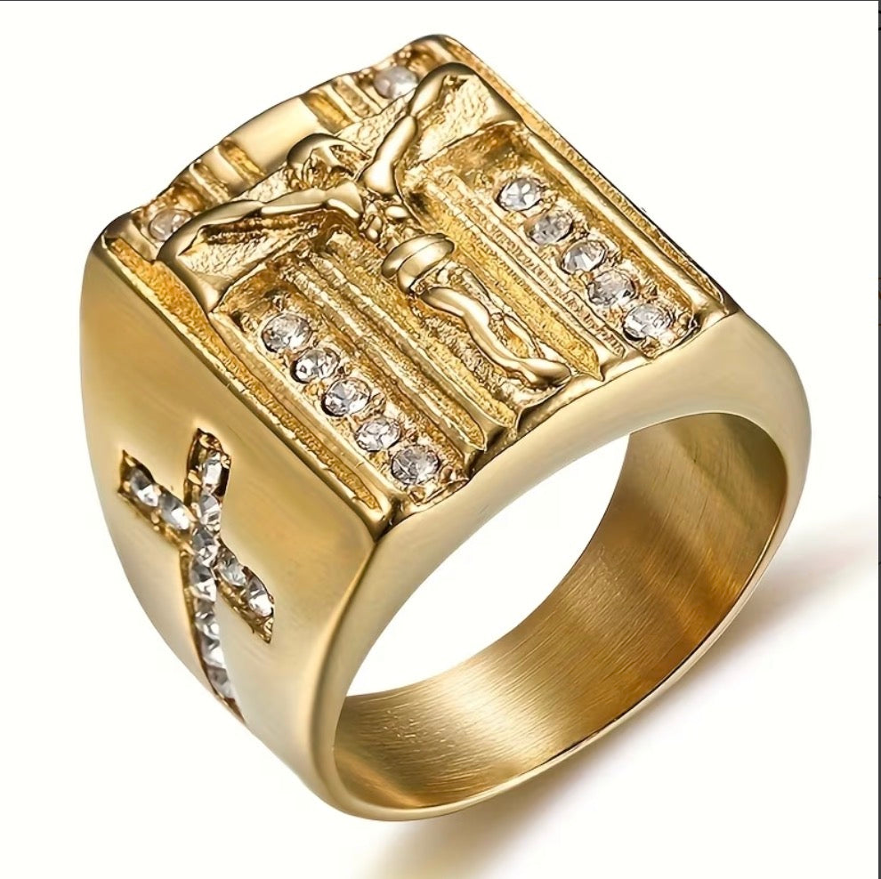 Anillo Jesús Crucificado en Oro 18K Laminado