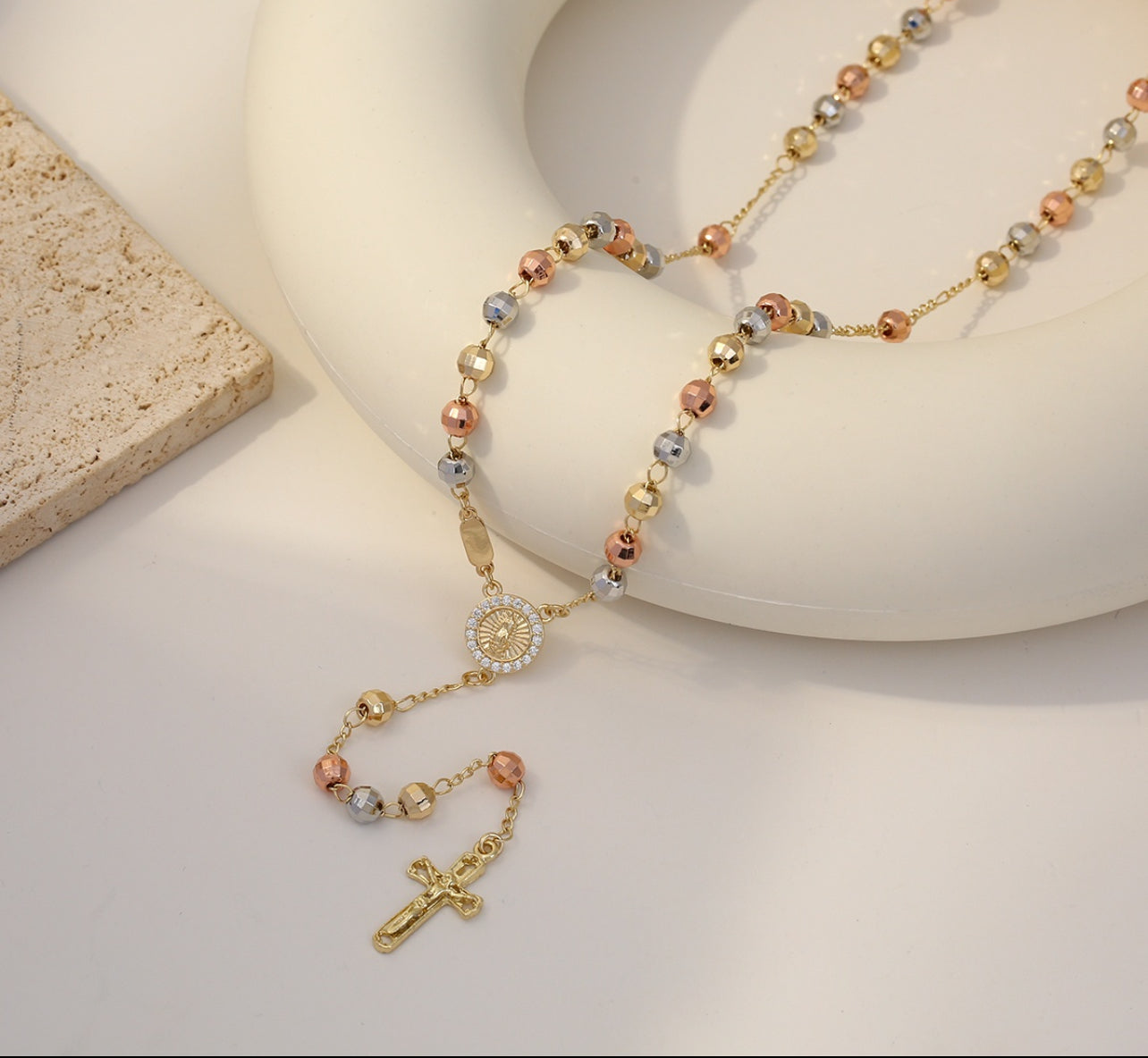 Camándula 3 colores Oro Laminado 18k # 6