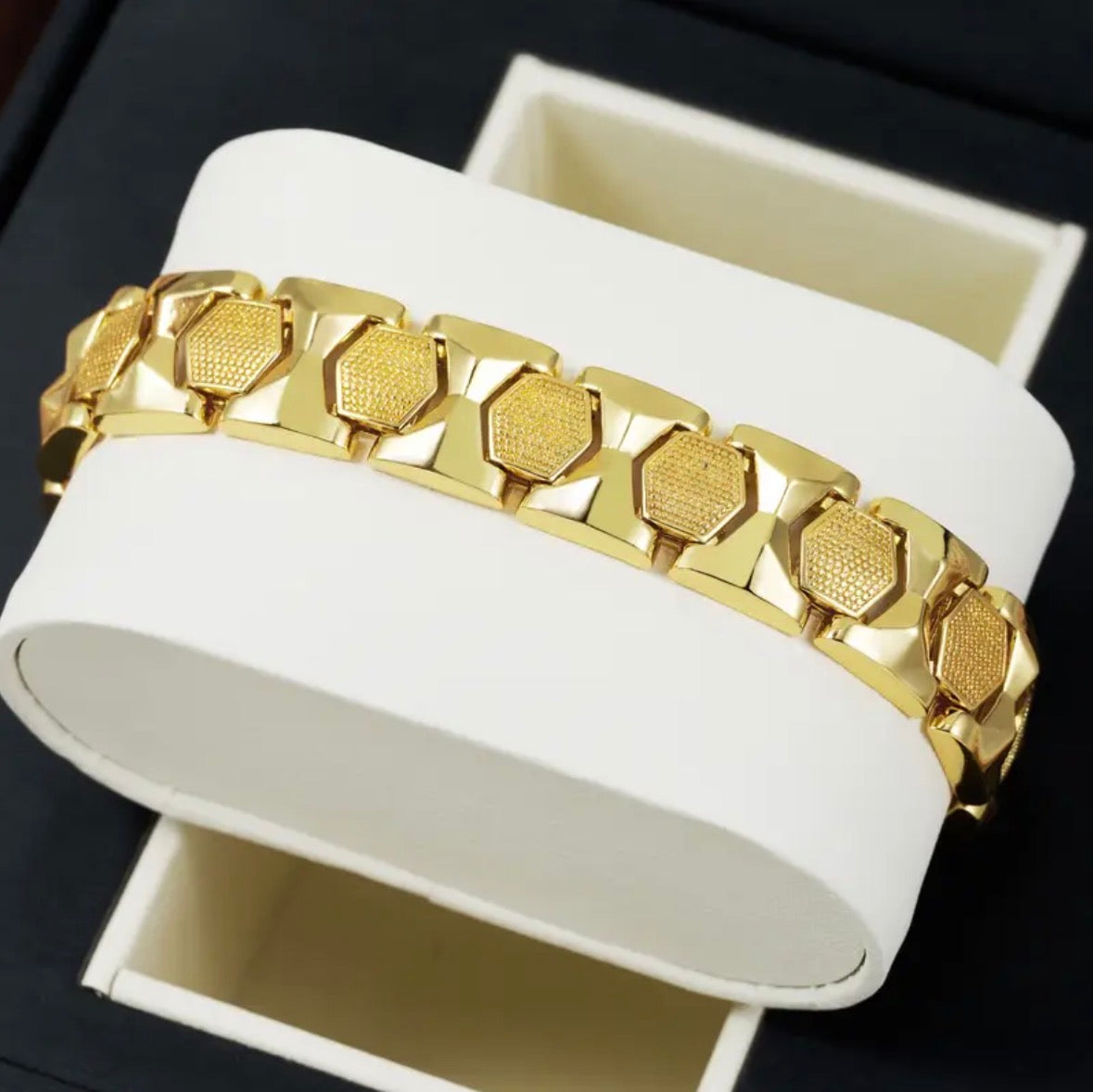 Pulsera PANAL de UltraLujo en Oro 18k Laminado