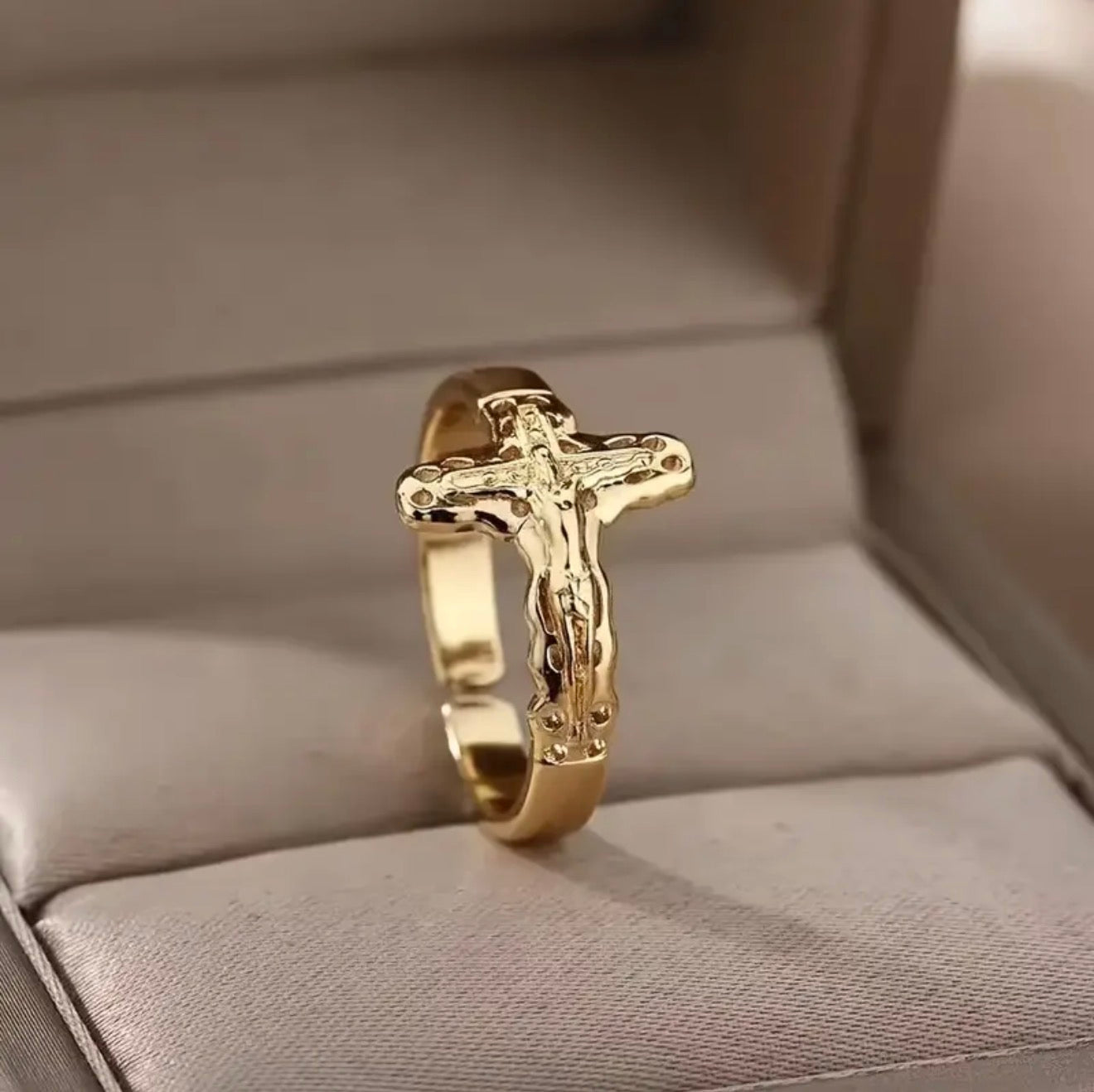 Anillo Caballero Ref 153 en oro 18k laminado