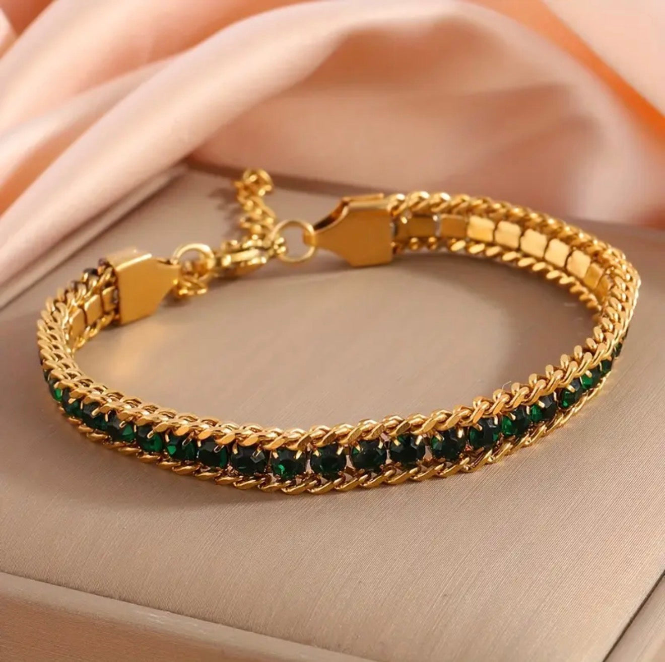 Pulsera Oro-Esmeraldas en Oro 18k Laminado