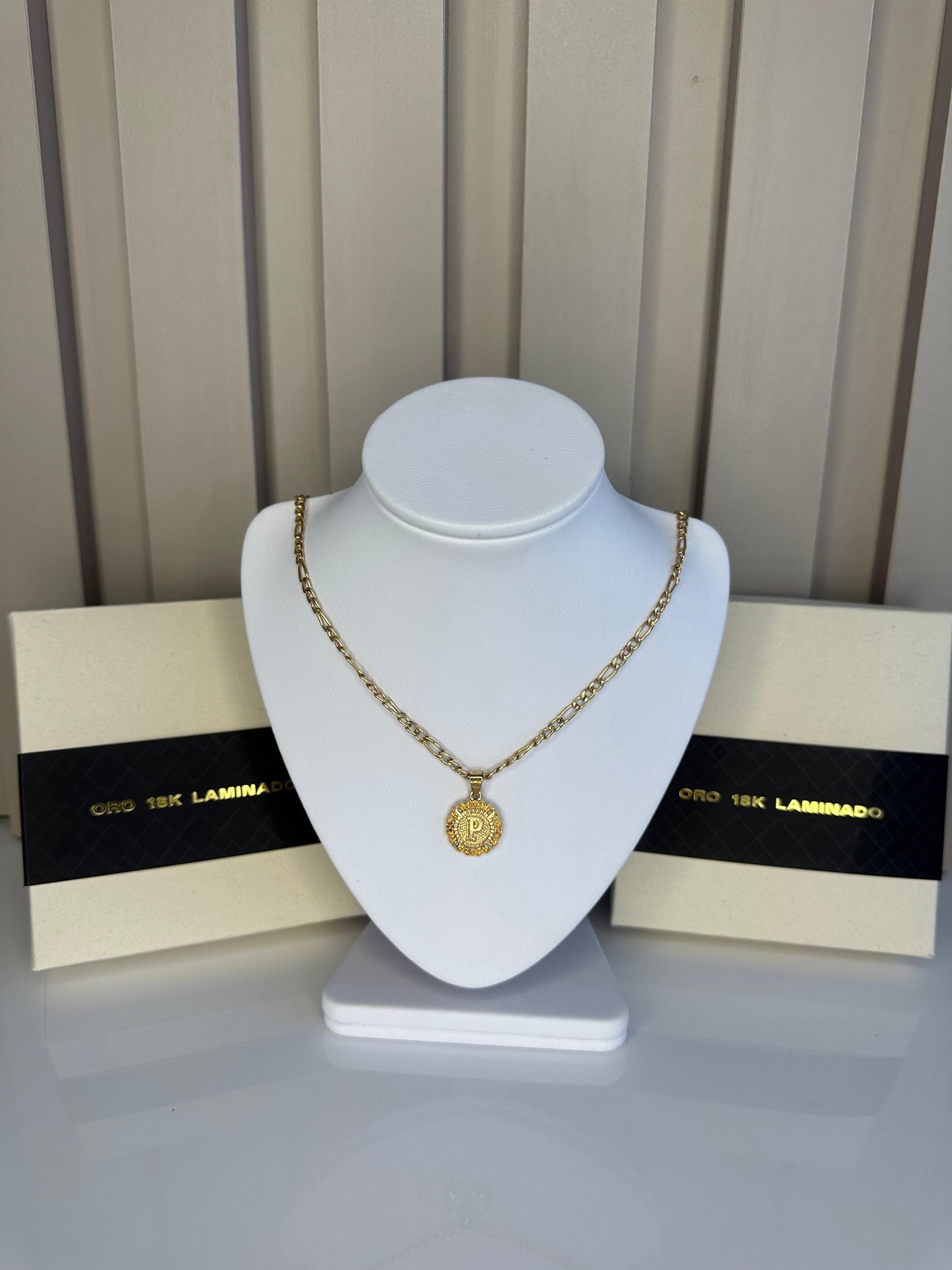 Cadena CARTER + Dije LETRA para DAMA en ORO 18K